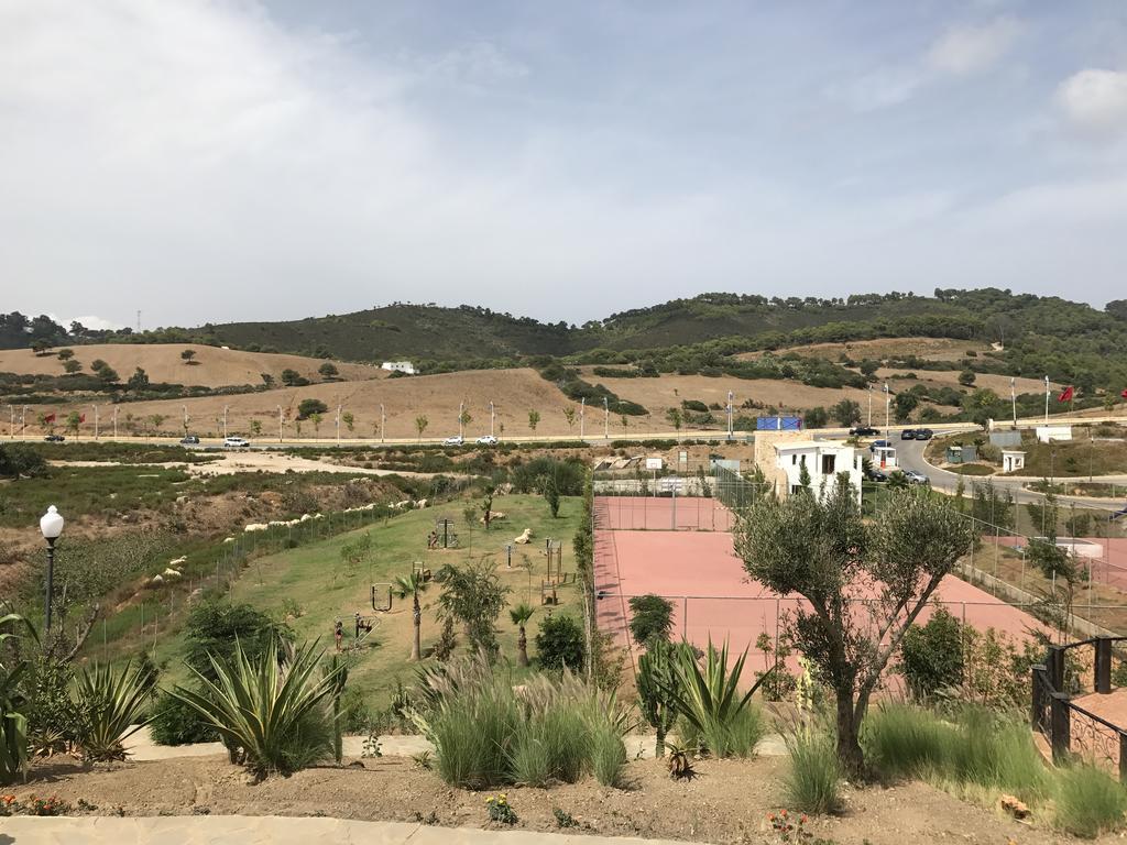 Lilac Gardens Resort Cabo Negro Bagian luar foto