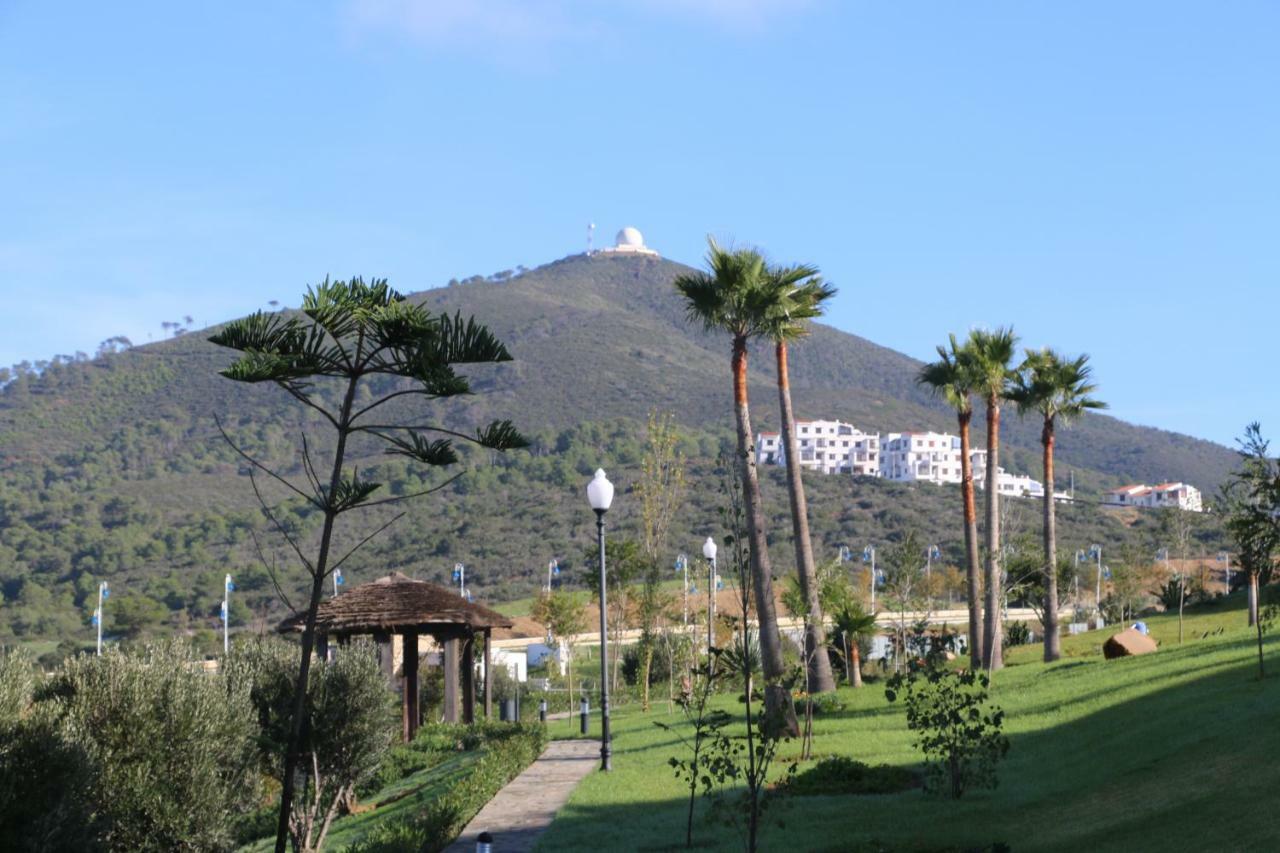 Lilac Gardens Resort Cabo Negro Bagian luar foto